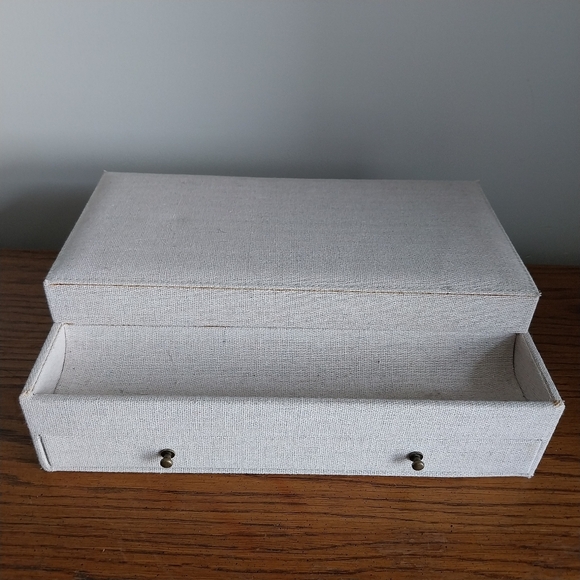 Silver and Gray Statement Jewelry Lot - Picture 14 of 14